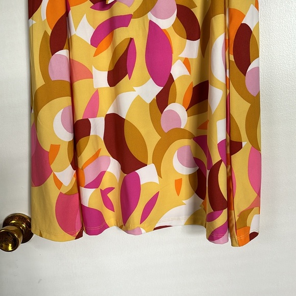 Abstract Knee-Length Skirt - Picture 2 of 2